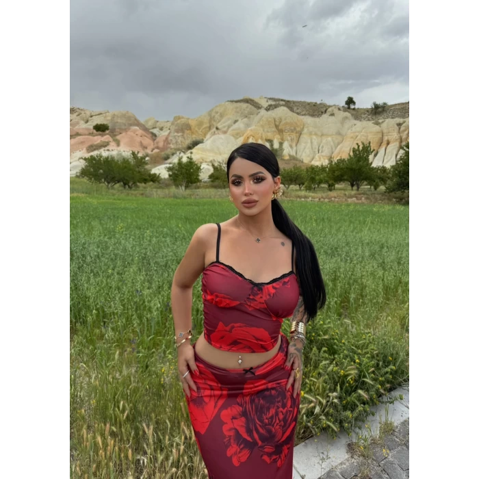 Kırmızı Astarlı Etek&Büstiyer İkili Takım