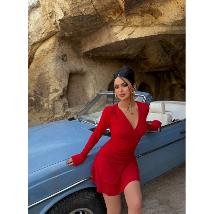 Kırmızı V Yaka Büzgülü Simli Elbise