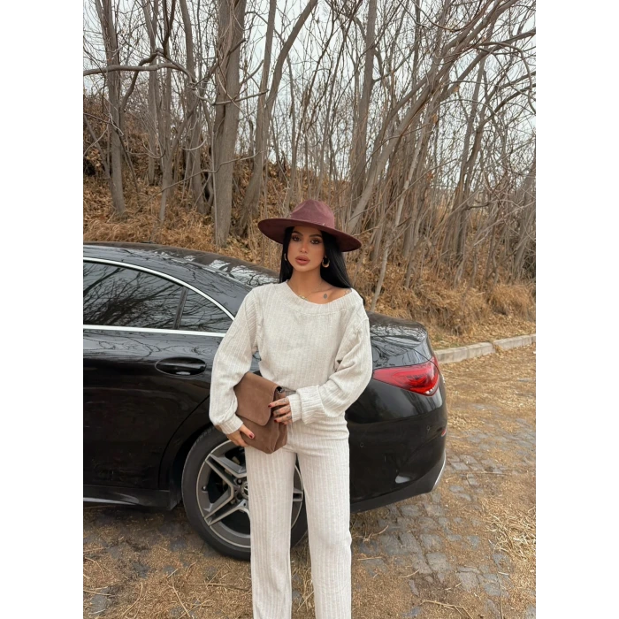 Krem Kayık Yaka Fitilli İkili Takım