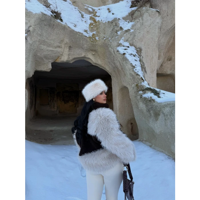 Lolita Garni Detay Mont