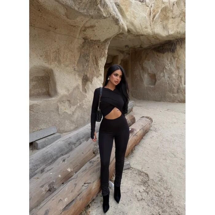 Ön Çapraz Pencereli Tulum