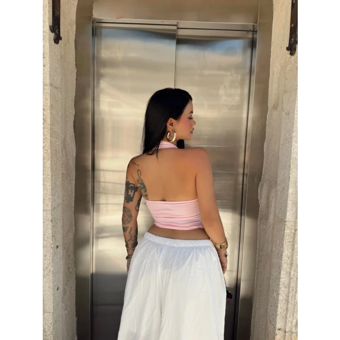 Pembe Dalgıç Boyundan Geçmeli Crop