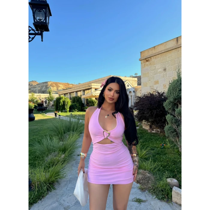 Pembe Göbek Pencereli Aksesuarlı Elbise