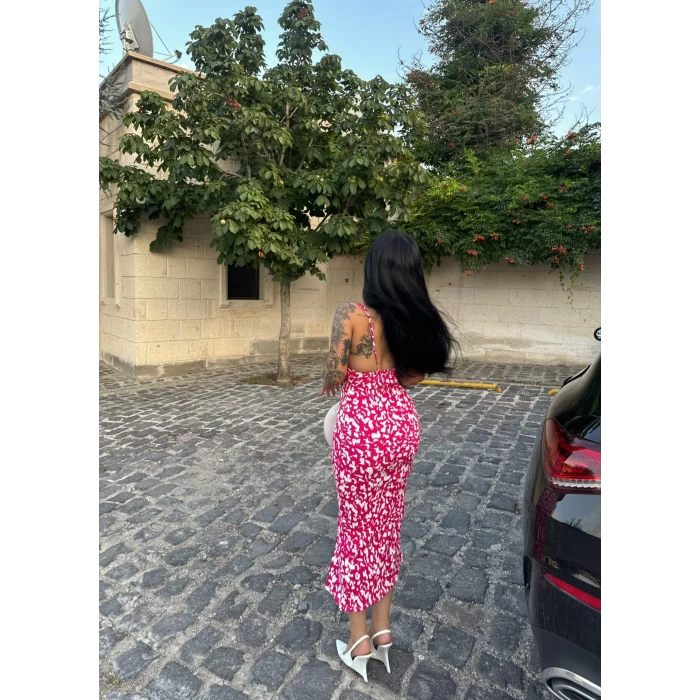 Pembe Krinkıl Dokuma Yırtmaçlı Elbise