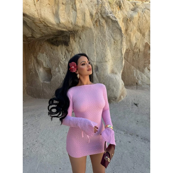 Pembe Sırt Açık Gofre Elbise