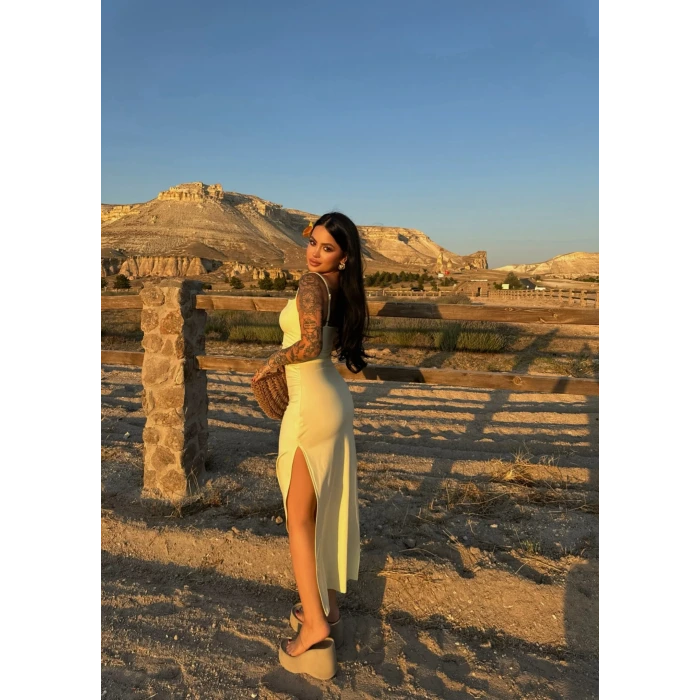 Sarı İp Askılı Yan Büzgülü Maxi Elbise