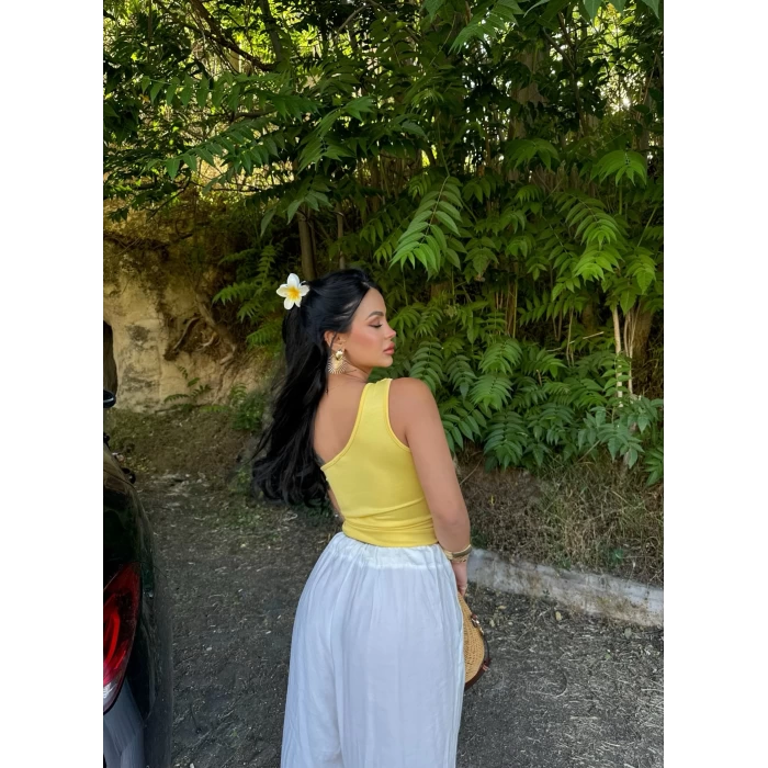 Sarı Tek Omuz Tokalı Crop