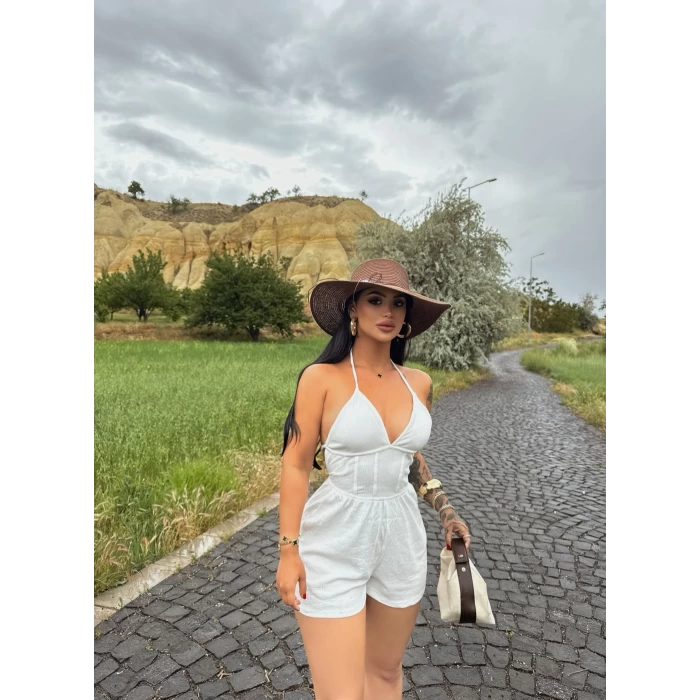 Sırt Dekolte Şortlu Tulum