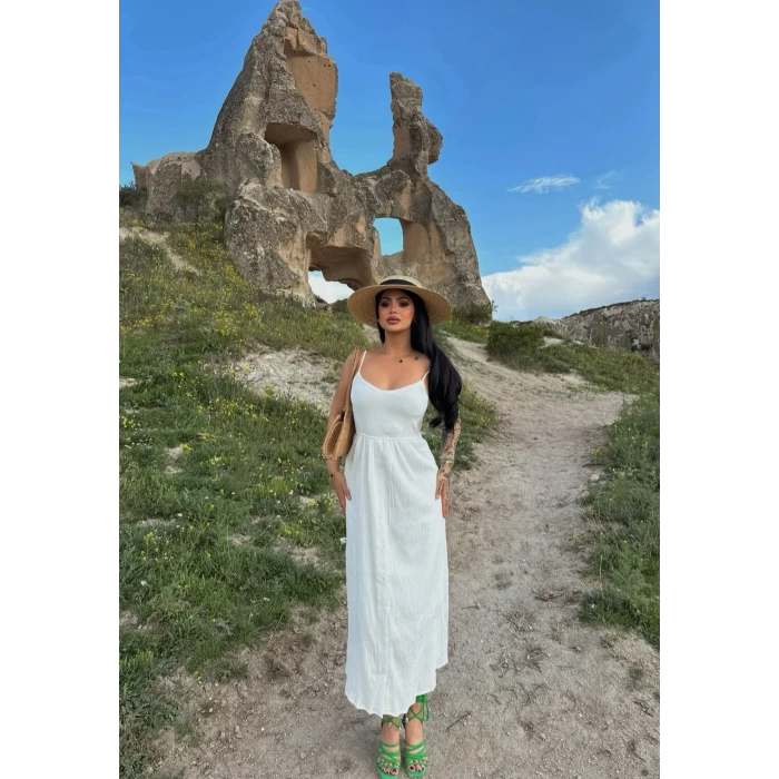 Sırt Kurdela Düğmeli Elbise