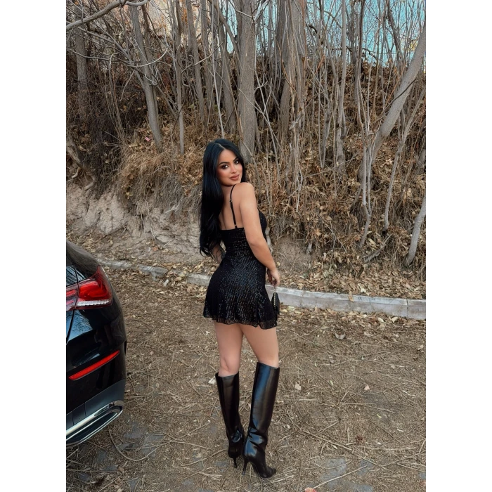 Siyah Askılı Mini Taşlı Elbise