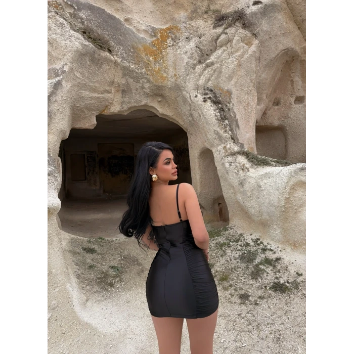 Siyah Balenli Saten Elbise