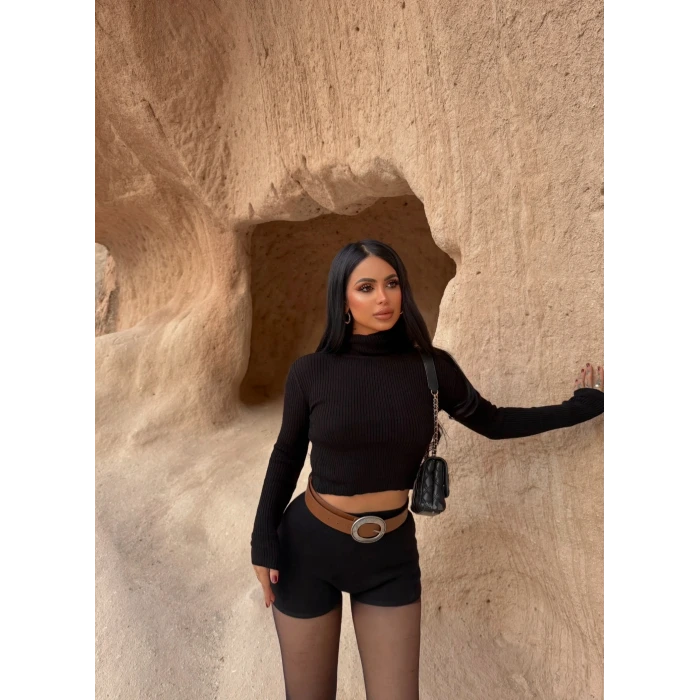 Siyah Balıkçı Yaka Basic Triko