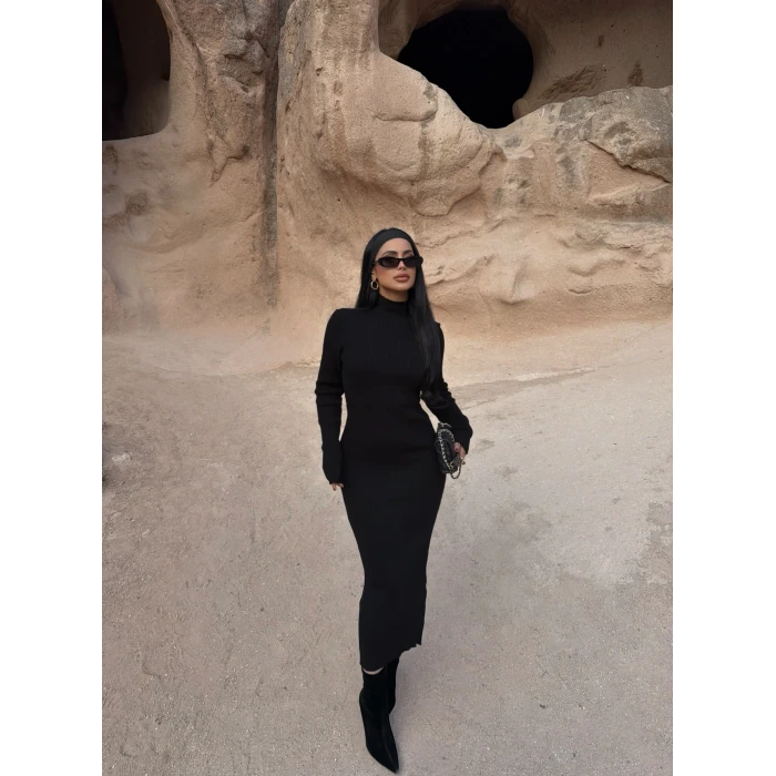 Siyah Balıkçı Yaka Triko Elbise