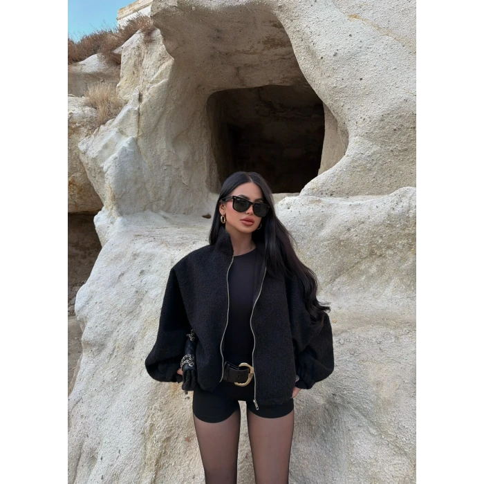 Siyah Bel Lastikli Kaşe Bomber Ceket