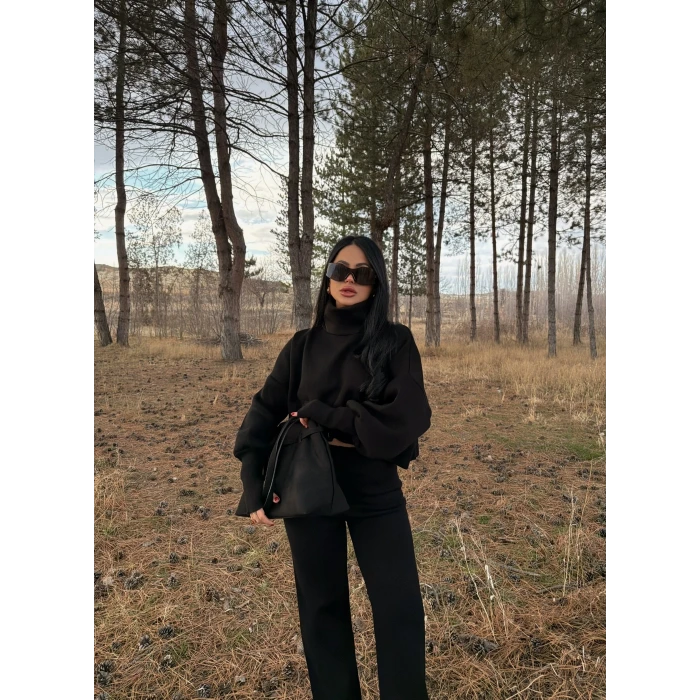 Siyah Boğazlı Kazak Pantolon Triko Takım