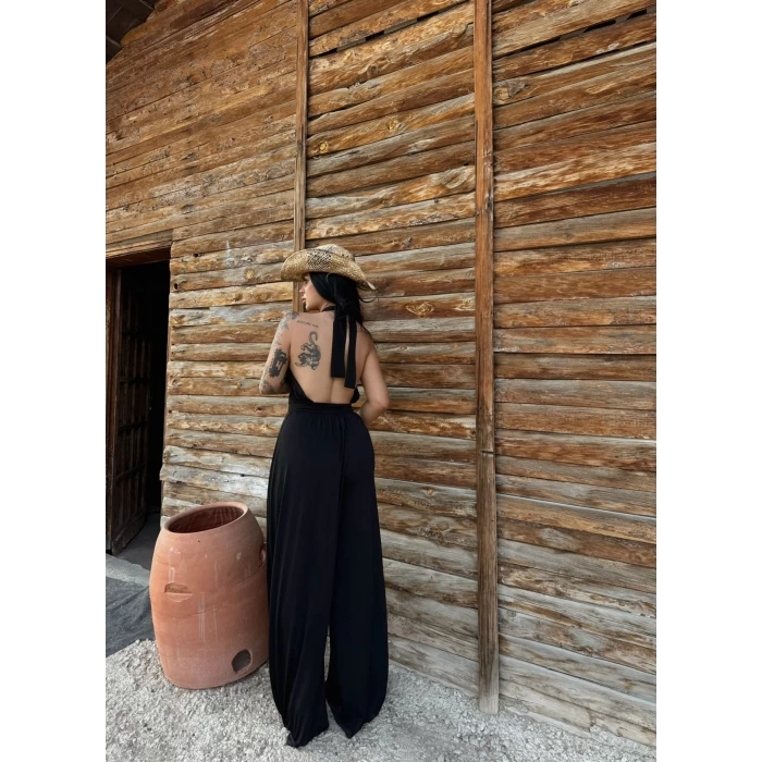 Siyah Yaka Çapraz Bol Paça Tulum