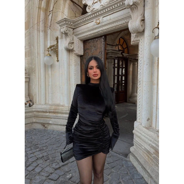 Siyah Büzgülü Kadife Uzay Elbise