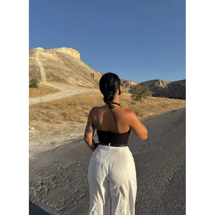 Siyah Büzgülü Sırt Dekolte Bodysuit