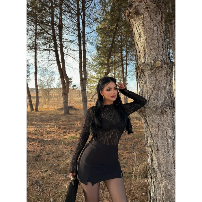 Siyah Çift Yırtmaçlı Şort Etek