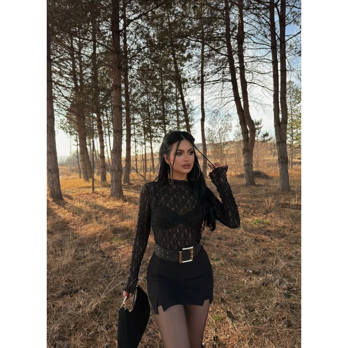 Siyah Çift Yırtmaçlı Şort Etek