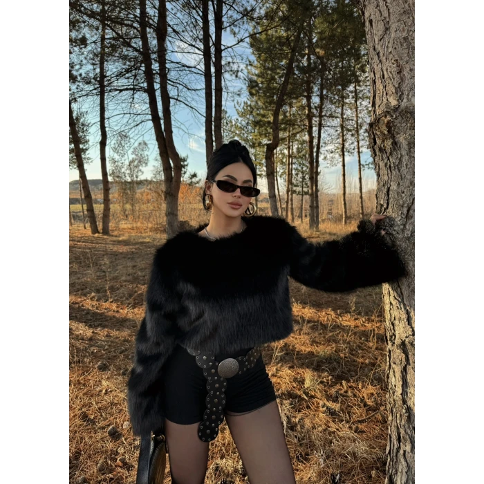 Siyah Crop Kürk