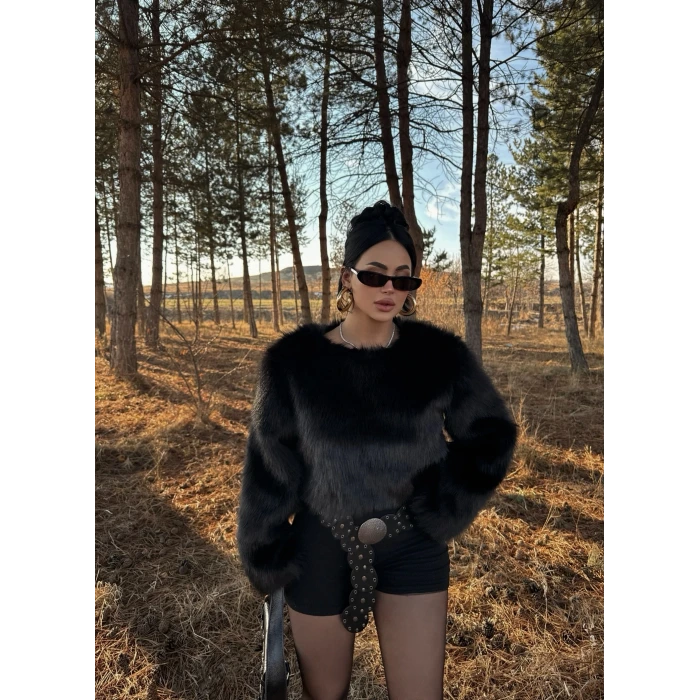 Siyah Crop Kürk
