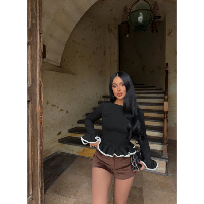 Siyah Fırfırlı Dalgıç Crop