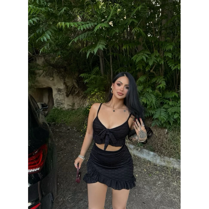 Siyah Fistolu İkili Takım