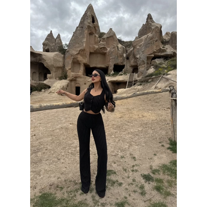 Siyah Jakar Çizgili İkili Takım