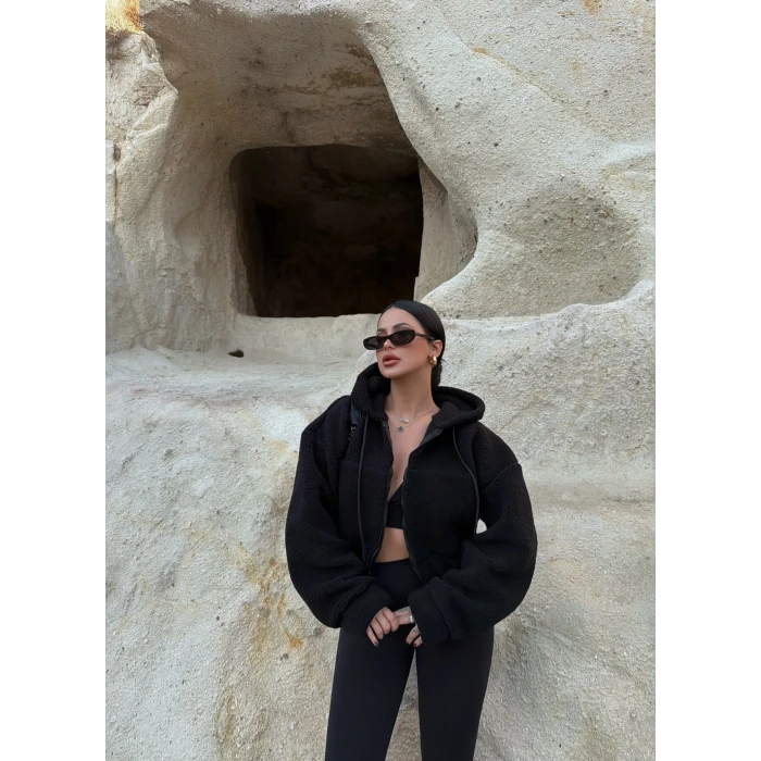 Siyah Kanguru Cep Peluş Ceket