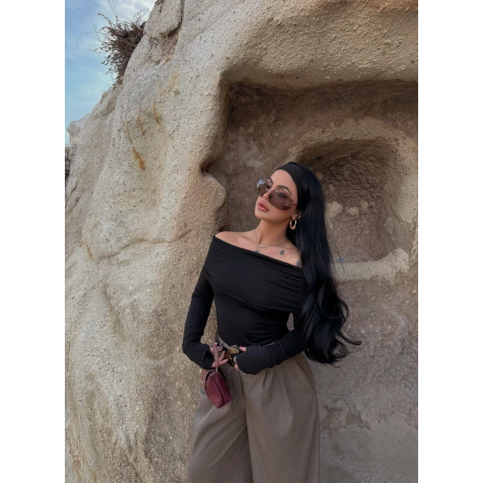 Siyah Katlamalı Madonna Bodysuit