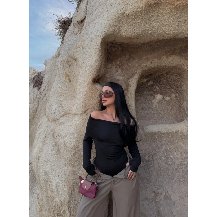 Siyah Katlamalı Madonna Bodysuit