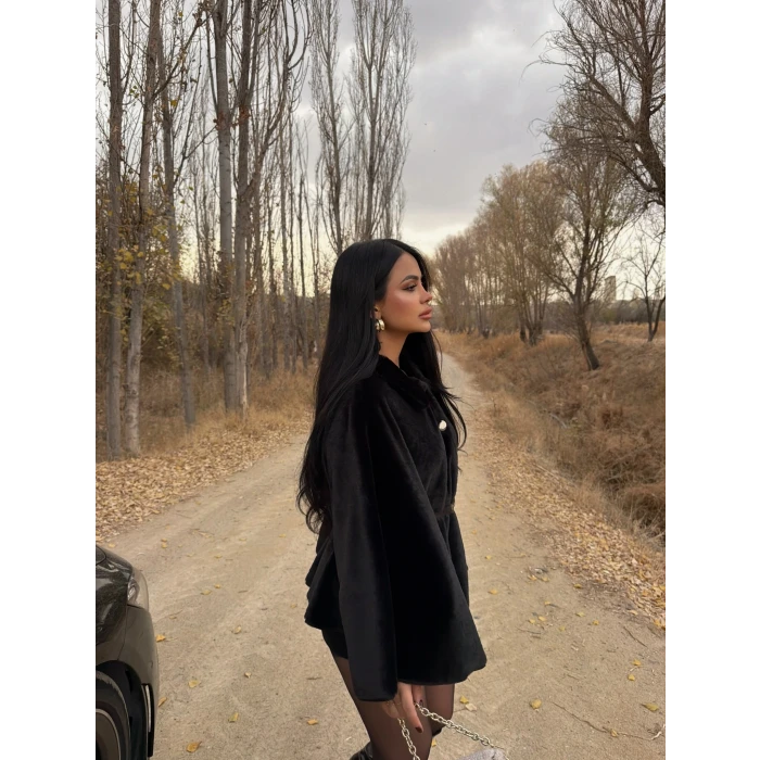 Siyah Kemerli Peluş Panço