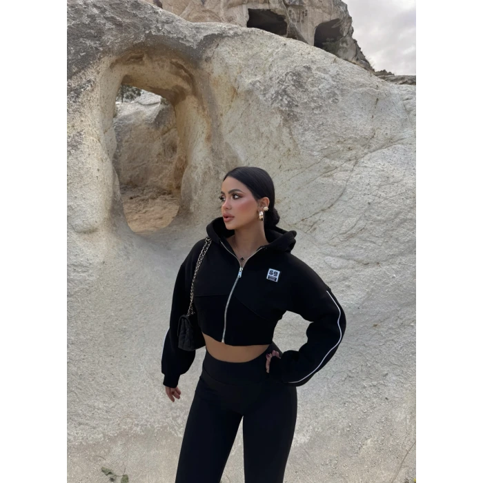 Siyah Kol Biyeli Logo Sweat
