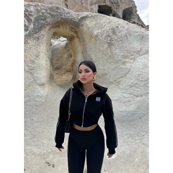 Siyah Kol Biyeli Logo Sweat