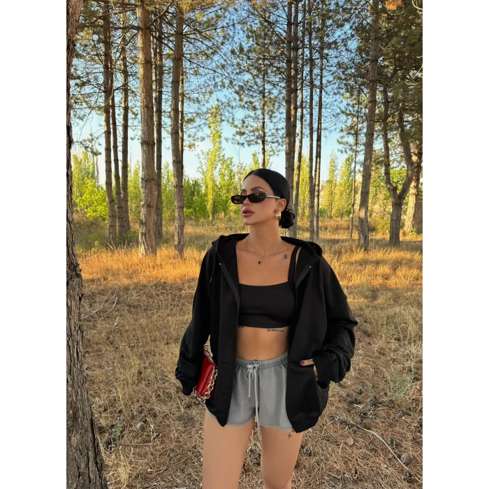 Siyah Mevsimlik Kapşonlu Hırka