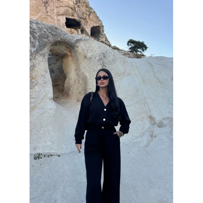 Siyah Modal Düğmeli İkili Takım