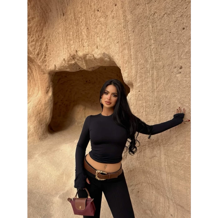 Siyah Parmak Geçmeli Basic Crop
