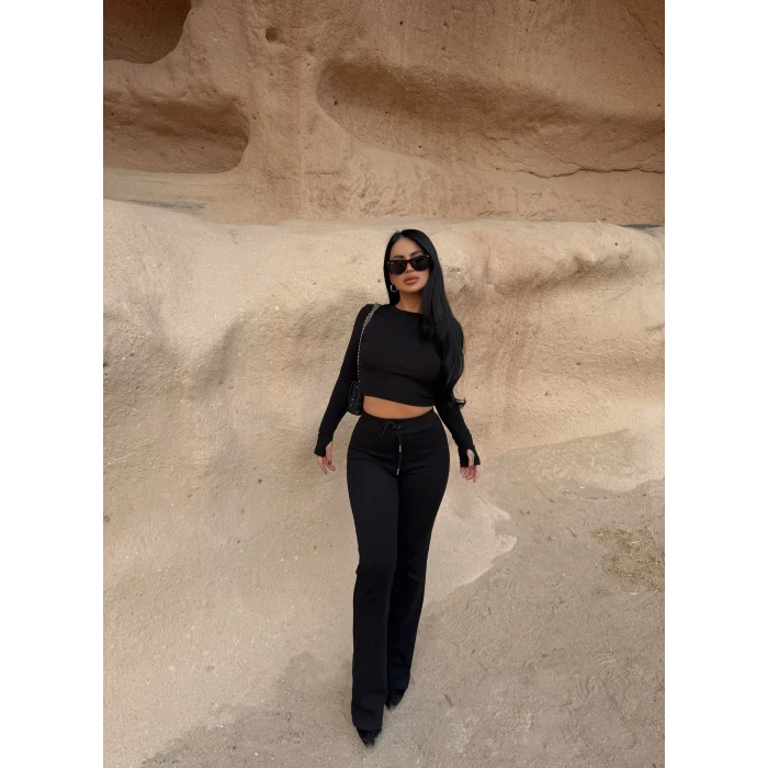 Siyah Parmak Geçmeli Ribanalı Takım