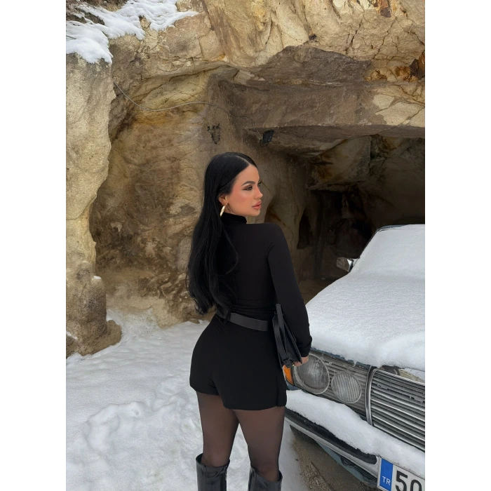 Siyah Pileli Viskon Şort Etek