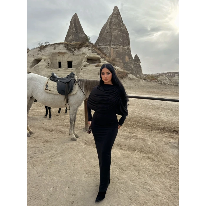 Siyah Şal Yaka Maxi Elbise