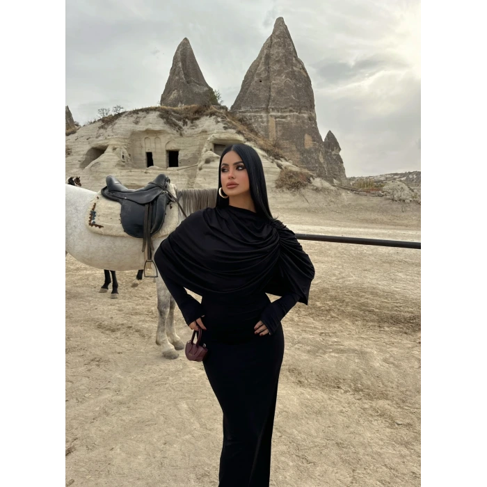 Siyah Şal Yaka Maxi Elbise