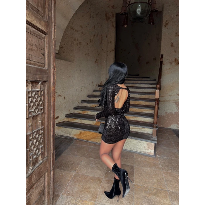 Siyah Sırt Dekolte Payetli Elbise