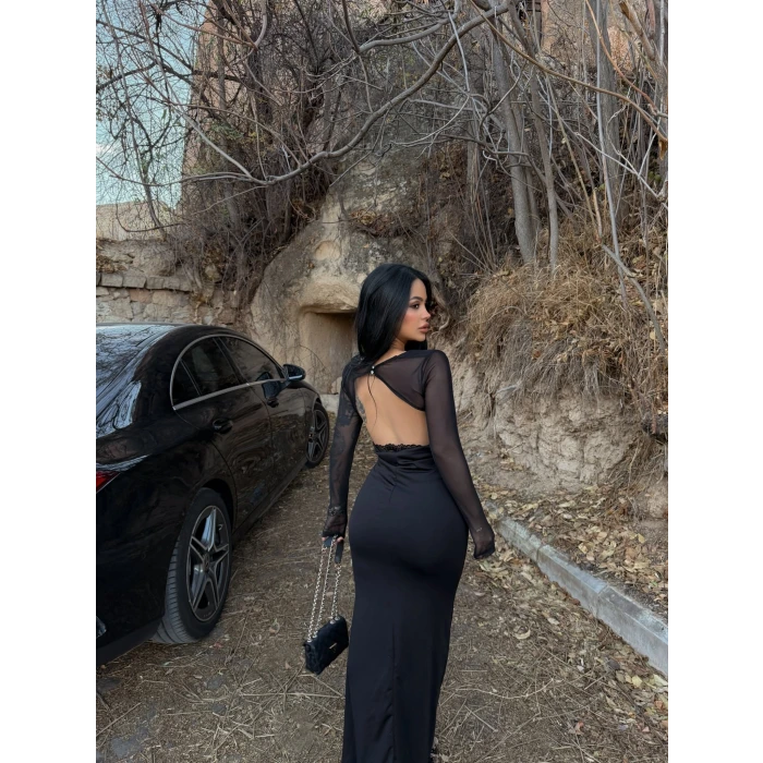 Siyah Sırt Güpürlü Maxi Elbise