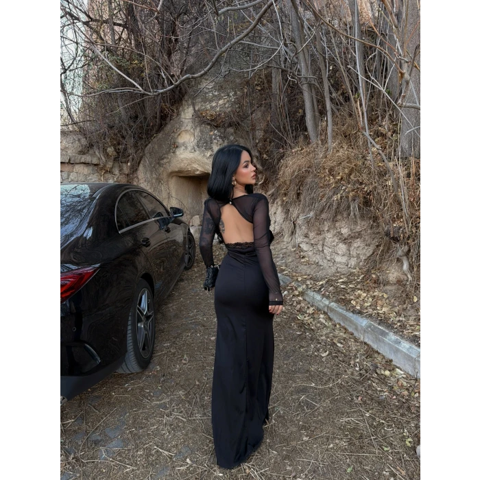 Siyah Sırt Güpürlü Maxi Elbise