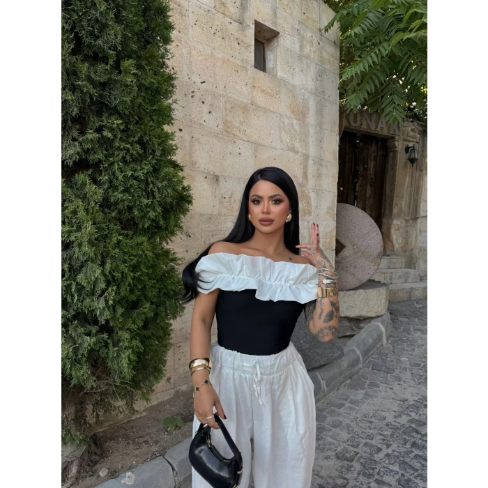 Siyah Yaka Fırfırlı Fitilli Crop