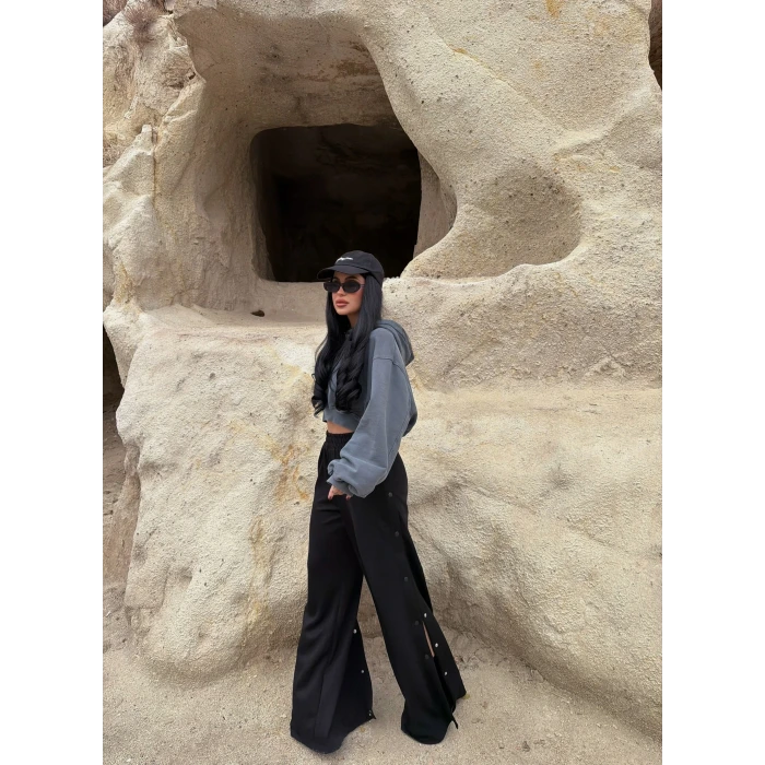 Siyah Yanı Çıtçıtlı Palazzo Pantolon