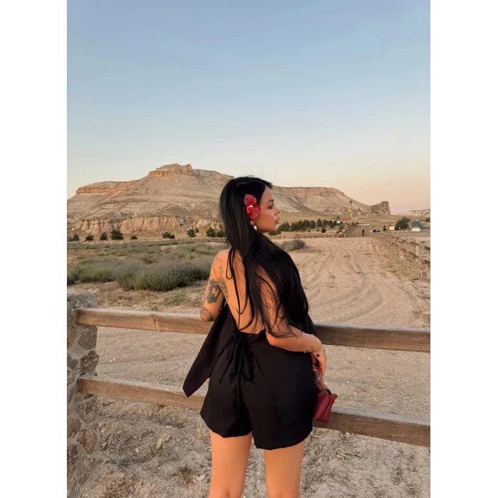 Siyah Yelekli Sofia Keten Takım