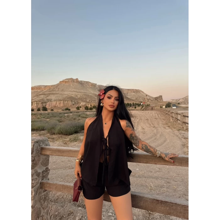Siyah Yelekli Sofia Keten Takım