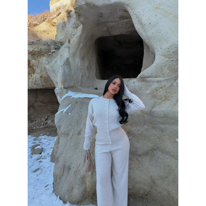 Taş Çıtçıtlı Triko İkili Takım